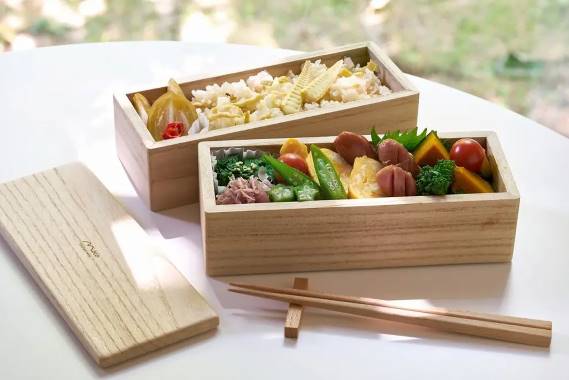 Đơn tuyển dụng 40 nam, nữ chế biến thực phẩm (cơm hộp, cơm nắm bánh mì, mì sợi... trong nhà máy)