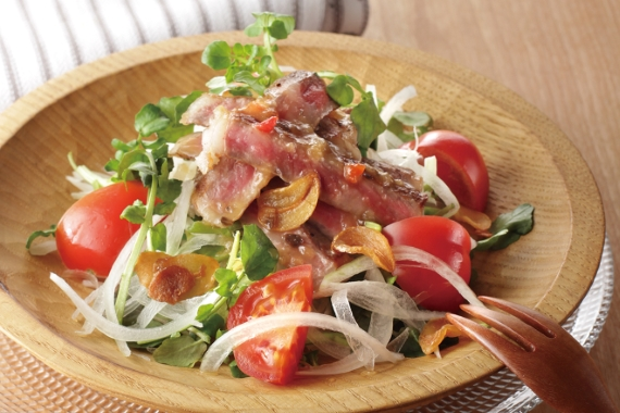 Tuyển 05 nữ chế biến thực phẩm salad, các món ăn kèm trong siêu thị, combini