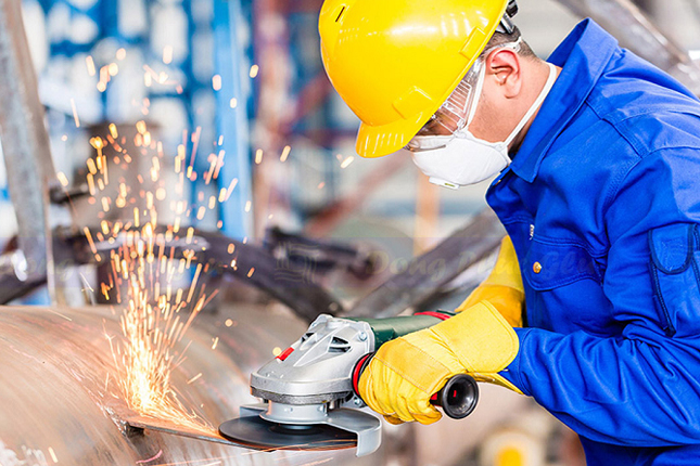 Tuyển 8 Nam cơ khí (lắp ráp – hỗ trợ hàn) làm việc tại Đài Trung (Đài Loan)