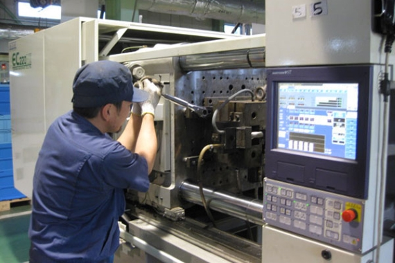 Đơn tuyển dụng 3 nam máy ép khuôn - Nhà máy Kim Thụy Doanh - Chương Hóa