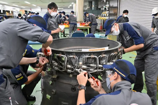 Đơn tuyển dụng 8 nam kỹ sư cơ khí làm việc tại Hyogo