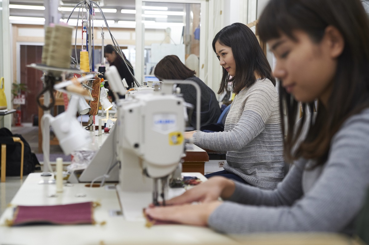 Đơn tuyển dụng 10 nam/nữ kỹ sư may làm việc tại Tokyo - Saitama - Ibaraki