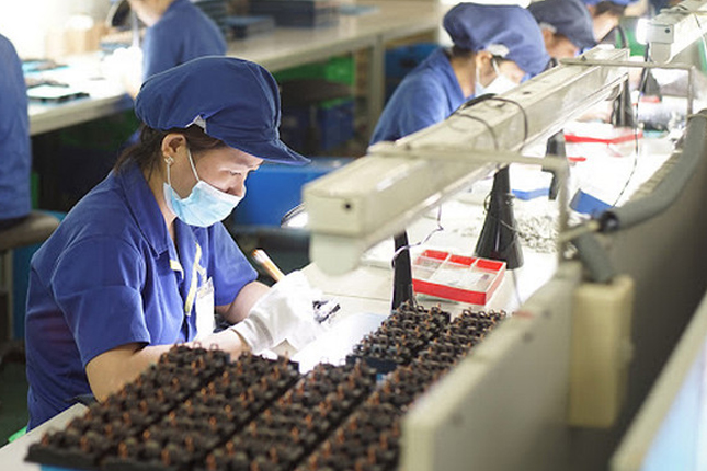 Tuyển 20 Nam/Nữ chế tạo sản phẩm nhựa làm việc tại Đài Trung (Đài Loan)