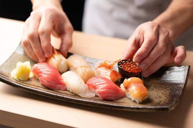 Tuyển 10 Nam/Nữ (Ưu tiên Nam) ngành Nhà hàng làm việc tại Tokyo (Shinjuku, Shibuya, Ikebukuro…)