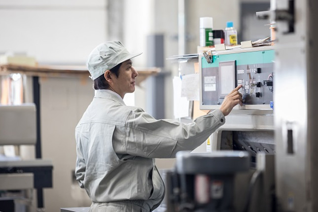 Tuyển 12 nam kỹ sư cơ khí vận hành máy gia công kim loại tại Osaka, Nhật Bản